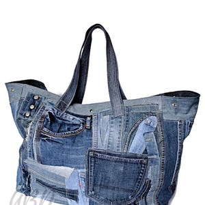 Übergroße Patchwork-Denim-Tasche, große Reise-Strandtasche, Upcycled-Jeans-Tasche mit verstärktem Boden, Statement-Schultertasche