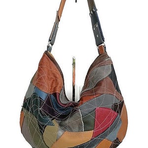 Bolso de hombro de piel con patchwork colorido, suave y multicolor, hecho a mano para mujer, estilo bohemio único con cremallera, estilo hobo holgado.