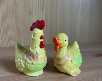 Zestaw do soli i pieprzu z kurczakiem