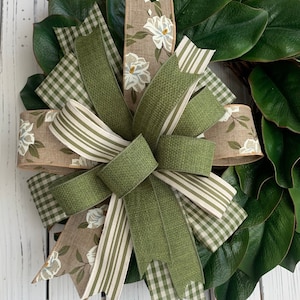 Magnolia Wreath and Lantern Accent Bow, Southern Charm Floral Decor, Front Door Country Cottage Decor