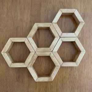 Mommy to Bee Honeycomb Cupcake Display image 6