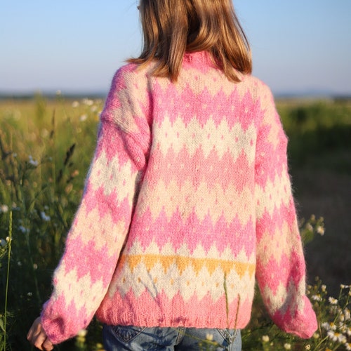 Pull PRIADKA tricoté à la main, jacquard norvégien, islandais, laine d'alpaga, pull scandinave en laine, pull à ski nordique traditionnel
