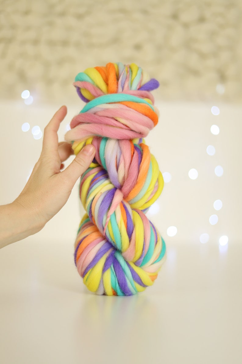PRIADKA Handspun Art Yarn Merino Super Bulky, thick and thin ya PRIADKA Handspun Art Yarn Merino Super Bulky, thick and thin ya
