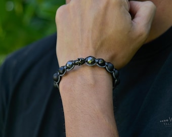 Hematite Skull Men's Bracelet with Onyx and Tourmaline, Stainless Steel Beaded Macrame Wristband, Masculine Gothic Protection Jewelry Gift