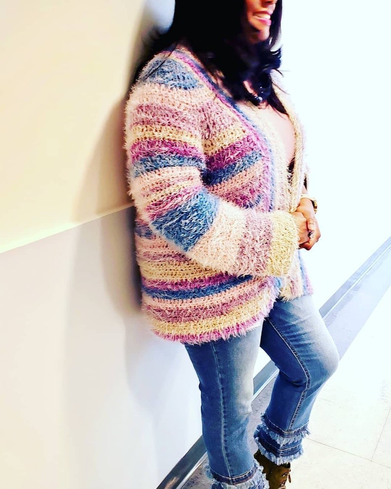 Crochet Pattern, Fuzzy Blanket Cardigan Pattern Pdf, Instruction for size S/M, L/XL, 2XL. Cozy like a blanket, worked top down, seamless image 1