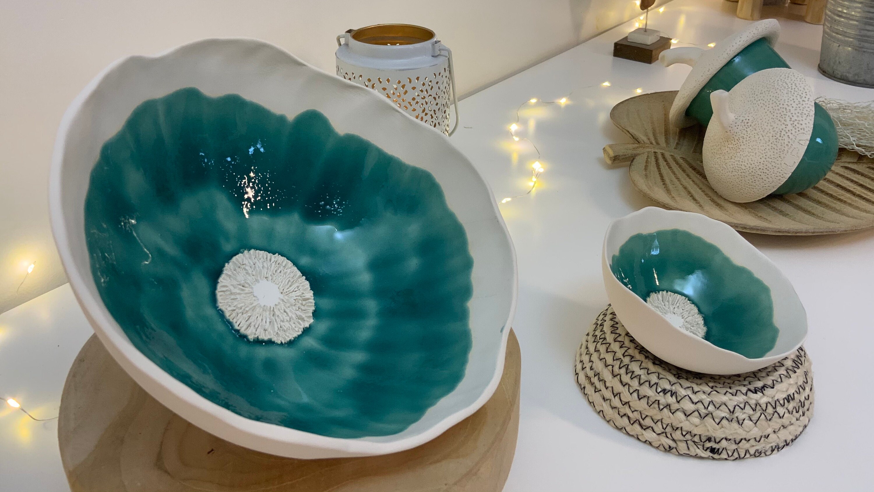 Coupelle En Email De Limoges - Bleu Turquoise, Avec Cristaux, Signée, Exécutée à La Main