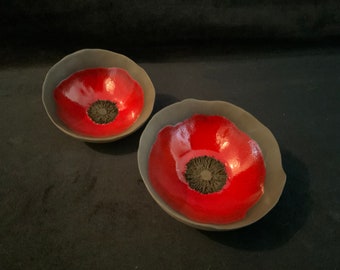 poppy cup in black and red ceramic