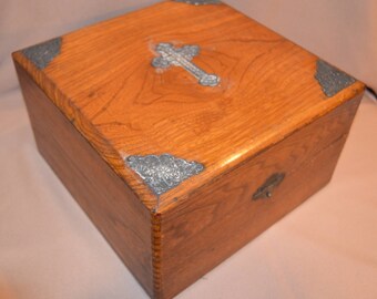 Antique Catholic Last Rites Communion Box 1895-1896