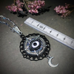 Witch Eye Necklace 3 variants image 4
