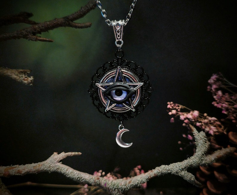 Witch Eye Necklace 3 variants Weißlila Auge