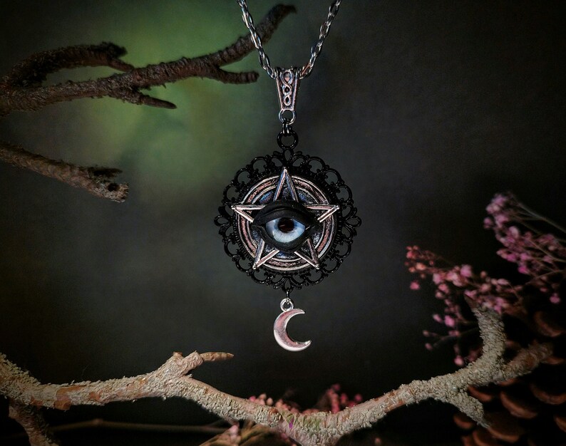 Witch Eye Necklace 3 variants Weißblaues Auge