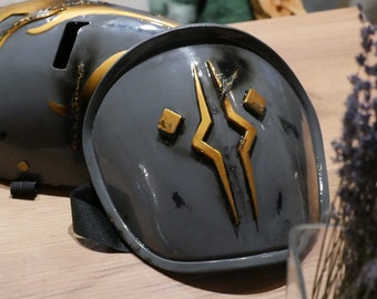 Temple Guard Shoulder Damaged.  Jedi Temple Mask Armor. Jedi armor Weathered cosplay prop, Cosplay armor. Men's gift.Polyurethane resin