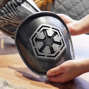 Empire Shoulder. Sith Armor. Jedi armor Weathered cosplay prop, Cosplay armor. Men's gift.Polyurethane resin