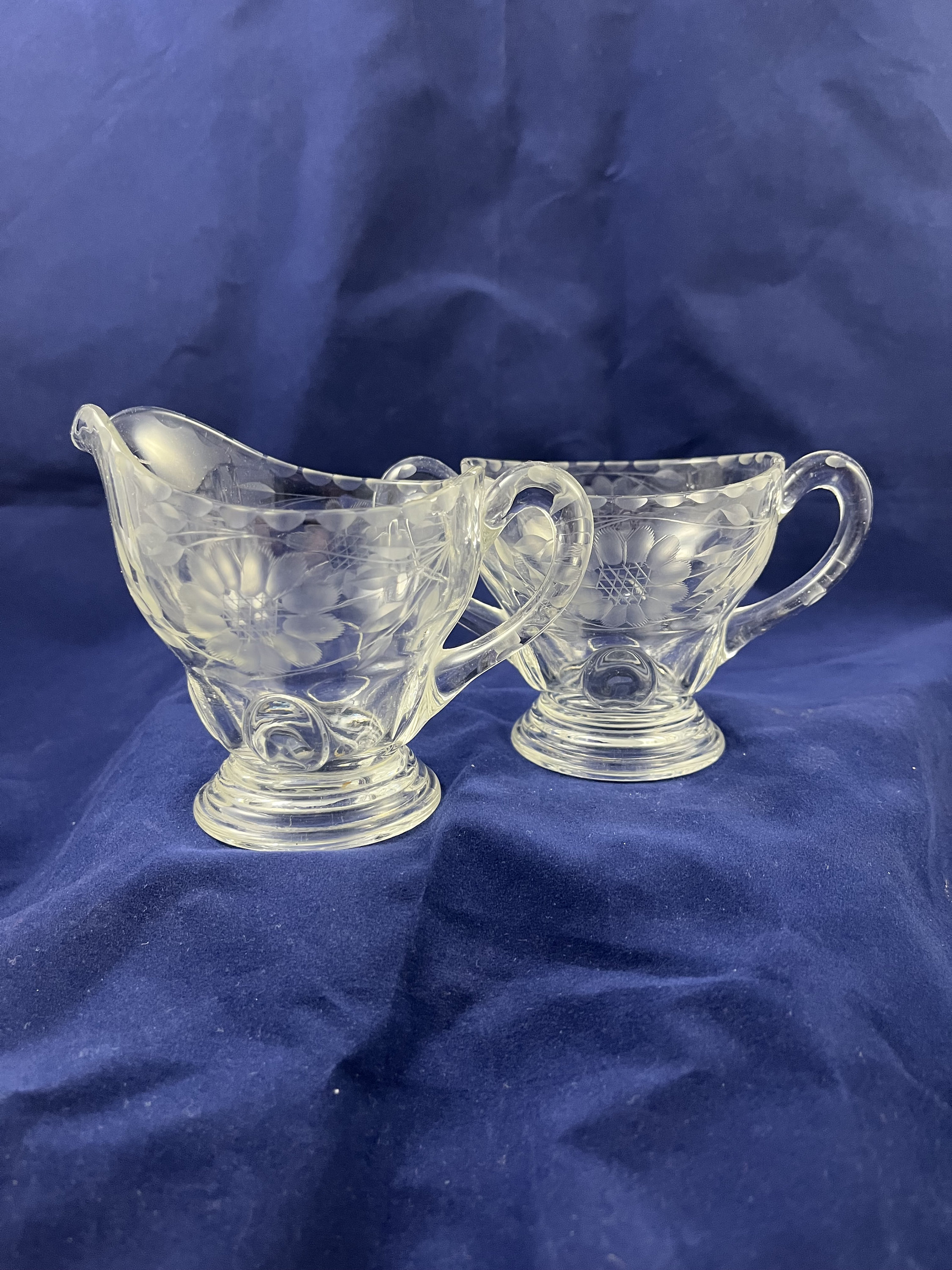 New Martinsville Moondrops Cream & Sugar