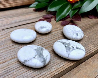 howlite polished