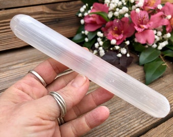 Polished Selenite Crystal Wand - Moroccan Satin Spar (6-inch)