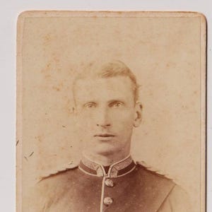 Viktorianischer BRITISCHER SOLDAT, viktorianischer Carte de Visite Photo, Hills & Saunders, York Town, c1880er Jahre