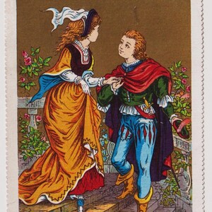 Antieke Victoriaanse kaart/schroot, c1890, middeleeuwse dame met man, prachtige kostuums