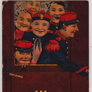 SOLDATS FRANÇAIS serrés dans une voiture de train, chef d'orchestre, carte postale ancienne de dessinateur de bandes dessinées françaises, publiée en 1904, H.C. Paris