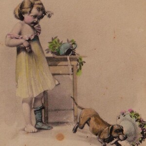 Petite FILLE avec teckel ! Il a volé son bouquet !, Bonne Annee, carte postale d'artiste antique, V.K. Vienne, 1909