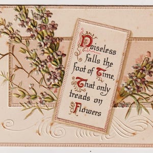 Delizioso biglietto di auguri di Capodanno vittoriano, FIORI, Senza rumore cade il piede del tempo, piegato, c. 1890