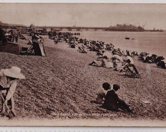 HOVE Beach and West Pier, BRIGHTON, Sussex, Antique Real Photo Postcard, Posted Hove  in 1918 to Westhorpe Farm, Little Marlow
