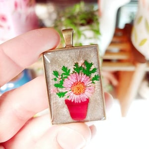 One of a kind Resin & Dried Flower Necklace | Free Shipping | Botanical Gift | Green Thumb |  Real Flowers