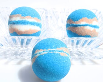 Aloe and Sea Kelp Luxury Bath Bomb