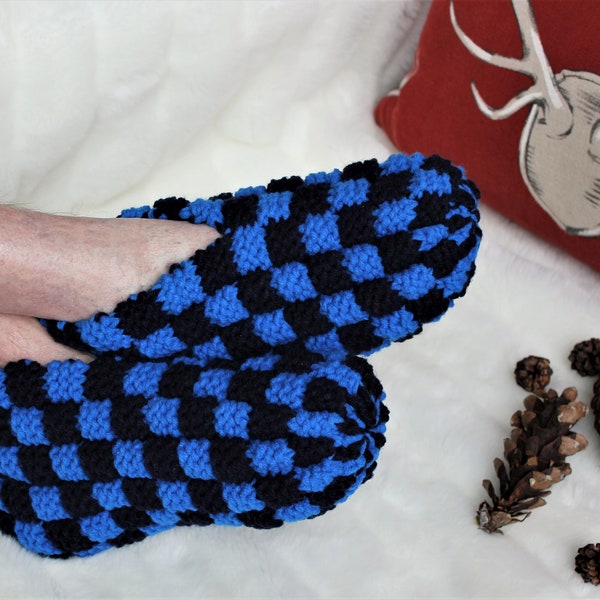 Pantoufles tricot homme / knit slippers men / cadeau pour homme / gift for him / gift for men / vegan yarn /fil végétalien / knitted slipper
