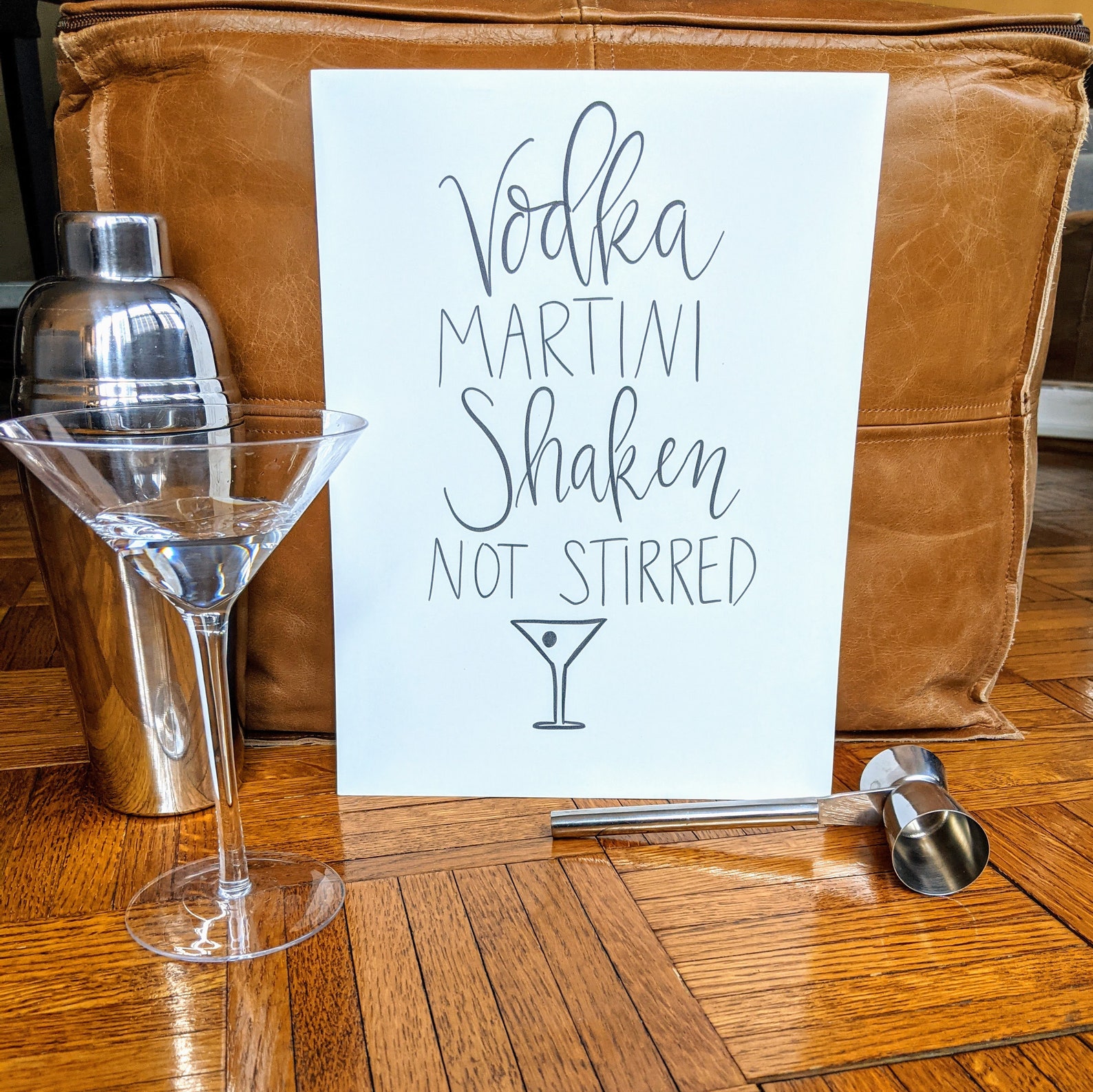 Vodka Martini Shaken not Stirred Quote / Descargar e Imprimir Etsy