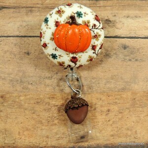 Pumpkin Patch Retractable Badge Reel, Autumn Badge Reel, Fall ID Badge Holder, Halloween Badge, Key Holder 2 Color Choices, Mask Holder Cream/acorn