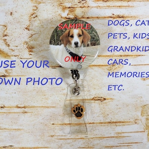 Custom Photo Retractable Badge Reel: Personalized ID Holder