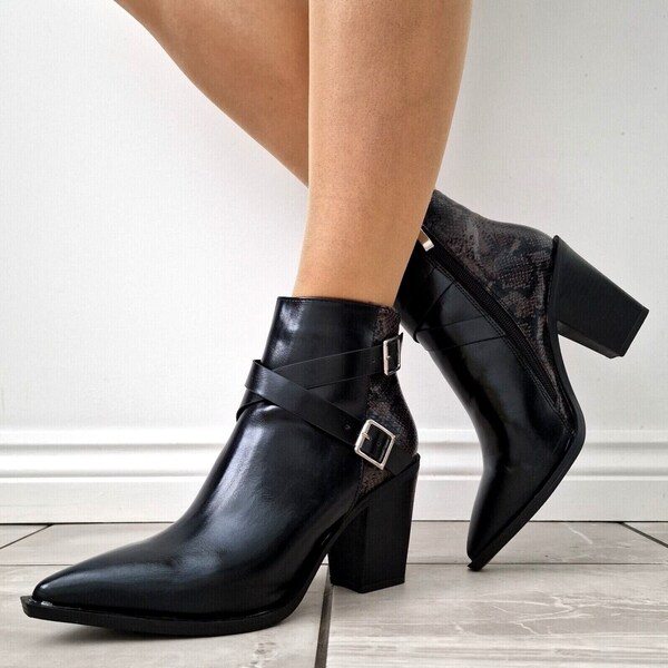 2976 chelsea boots white