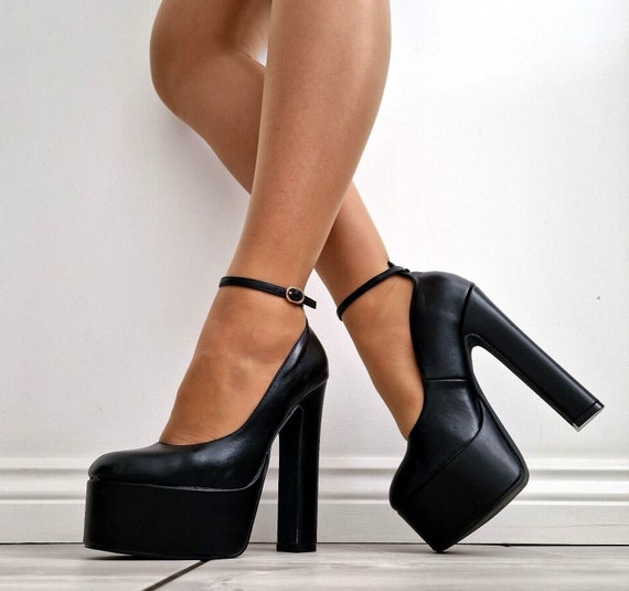 Black court shoes size 3 2025