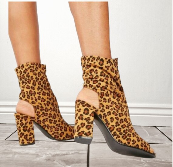 Escarpins à Talons Hauts Ouverts (Open Toe) Wild Diva - Imitation Serpent Léopard Brun - Taille 6 (36 EU) - Neuf En Boîte