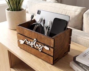 Caja de madera personalizada para desenchufar, soporte rústico familiar para teléfono celular y tableta