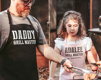 Set of 2 Daddy and Child Grill Aprons | Personalized Grill Master Aprons | Family Barbeque Aprons Set | Daddy and Me Gift