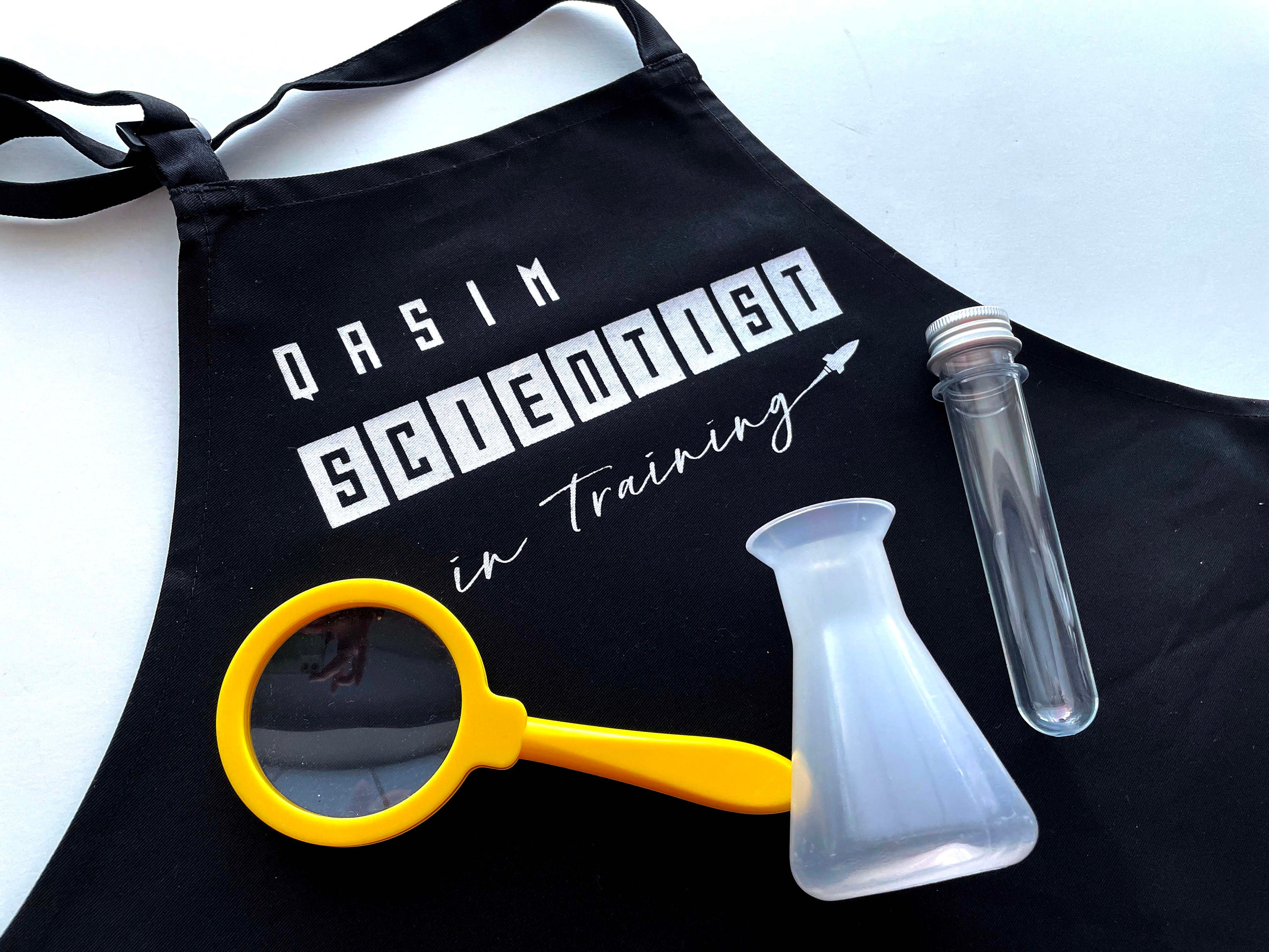 MINT Kinder Geschenk | Benutzerdefinierte Wissenschaft Schürze | Schüler  Experimentierkasten | Personalisierte Kleinkind Science Box - Etsy Schweiz, image size:3000x2250