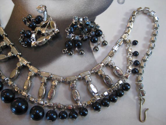 Vintage Rhinestones and Beaded Necklace and Clip-… - image 7