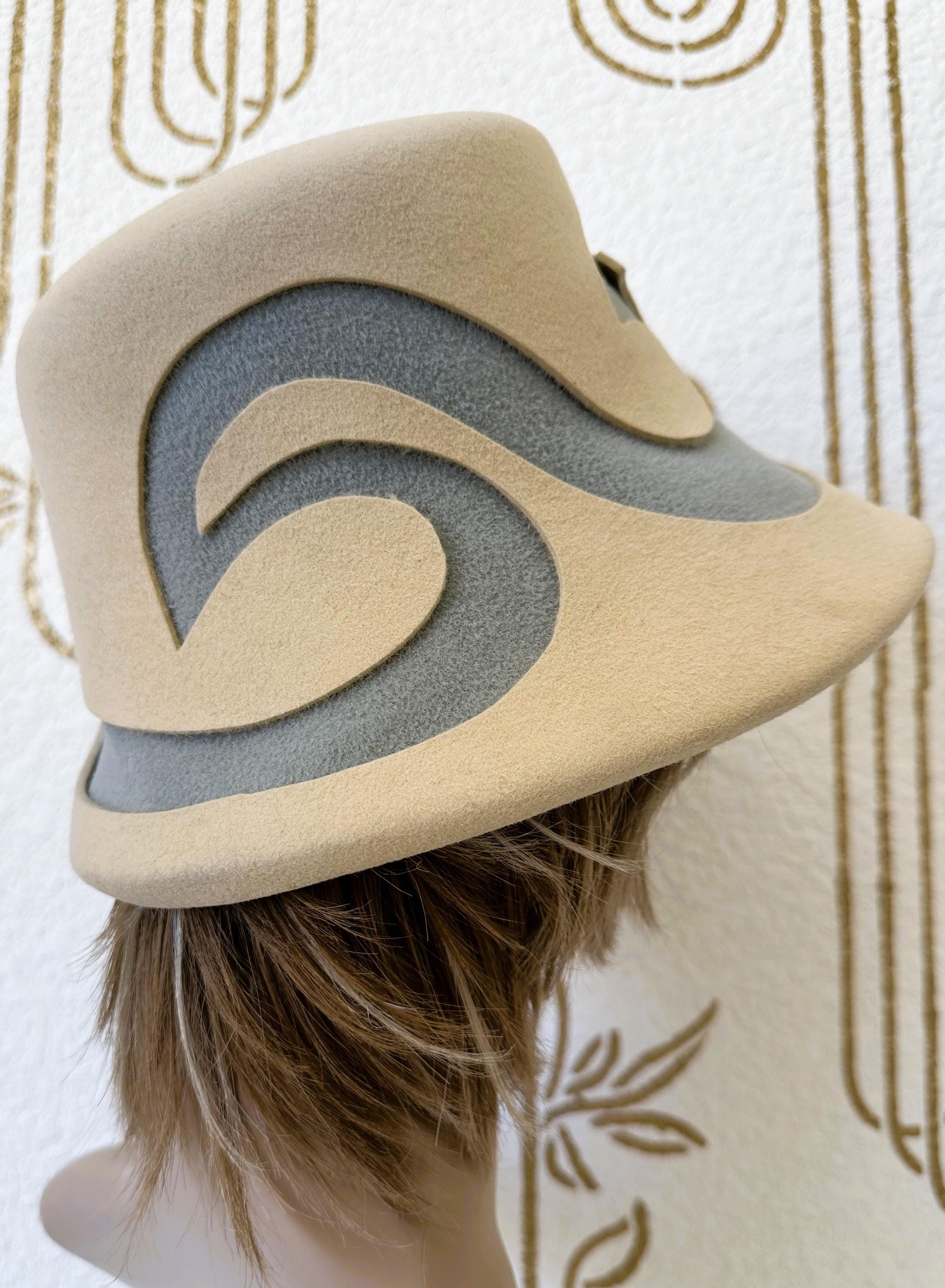 B Michael Vintage Wool Felt Hat, Ivory White Swirl, 1970s 