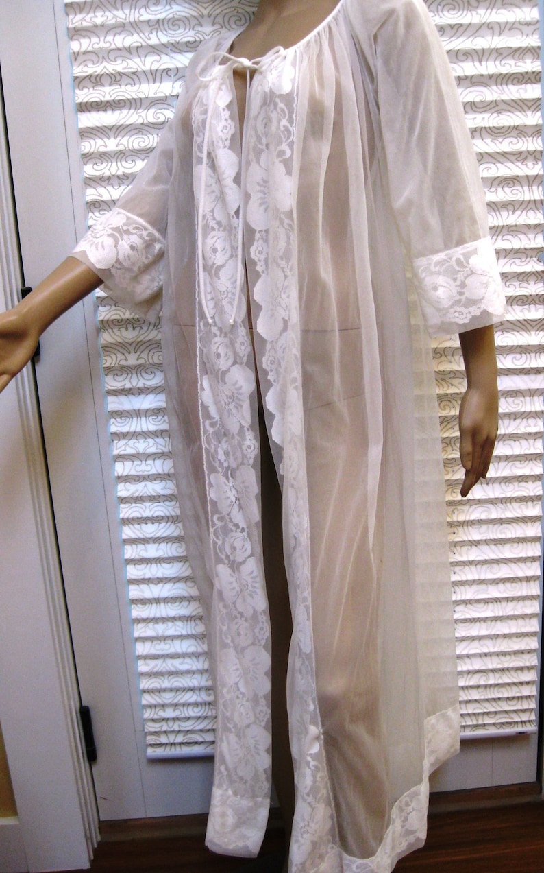 MISS ELAINE Peignoir Set Vintage 2Piece Robe & Nightgown Etsy