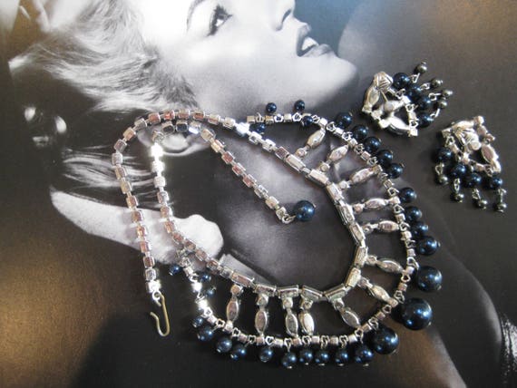 Vintage Rhinestones and Beaded Necklace and Clip-… - image 9