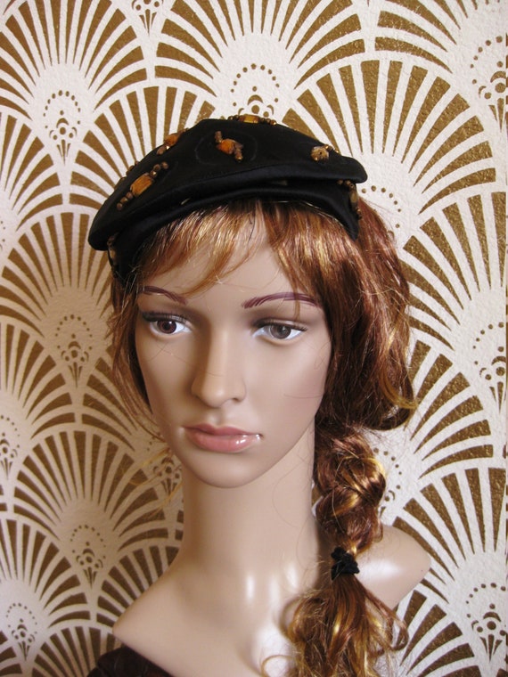 EUGENIE MODES Black Satin Cocktail Hat, with Ambe… - image 9