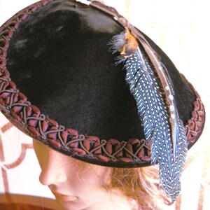 Schiaparelli Vintage Straw Hat - Etsy display picture 2
