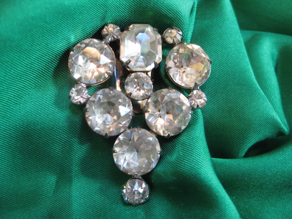 Rhinestone Dress Clip, Clear Rhinestones, Vintage Brooch