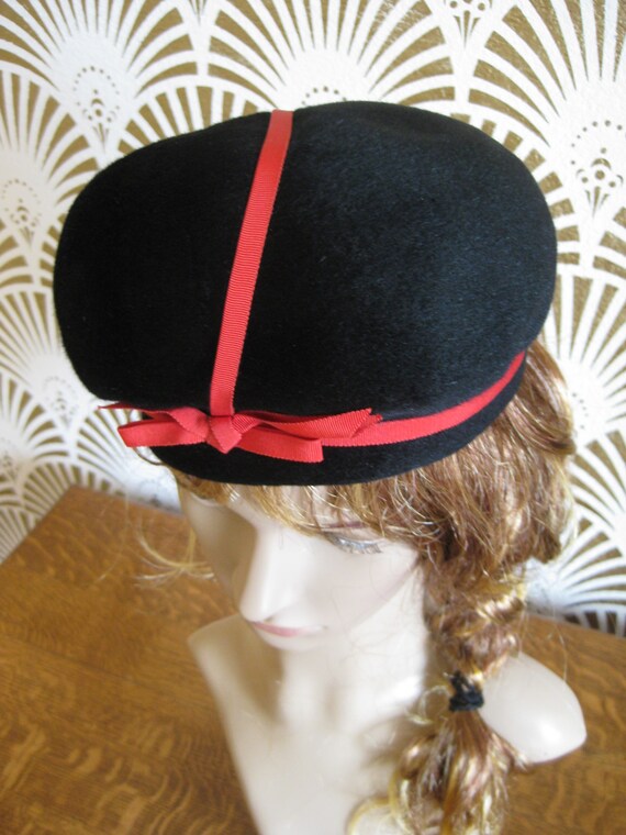 MISS CARNEGIE, Vintage Hat, Haute Couture Designe… - image 4