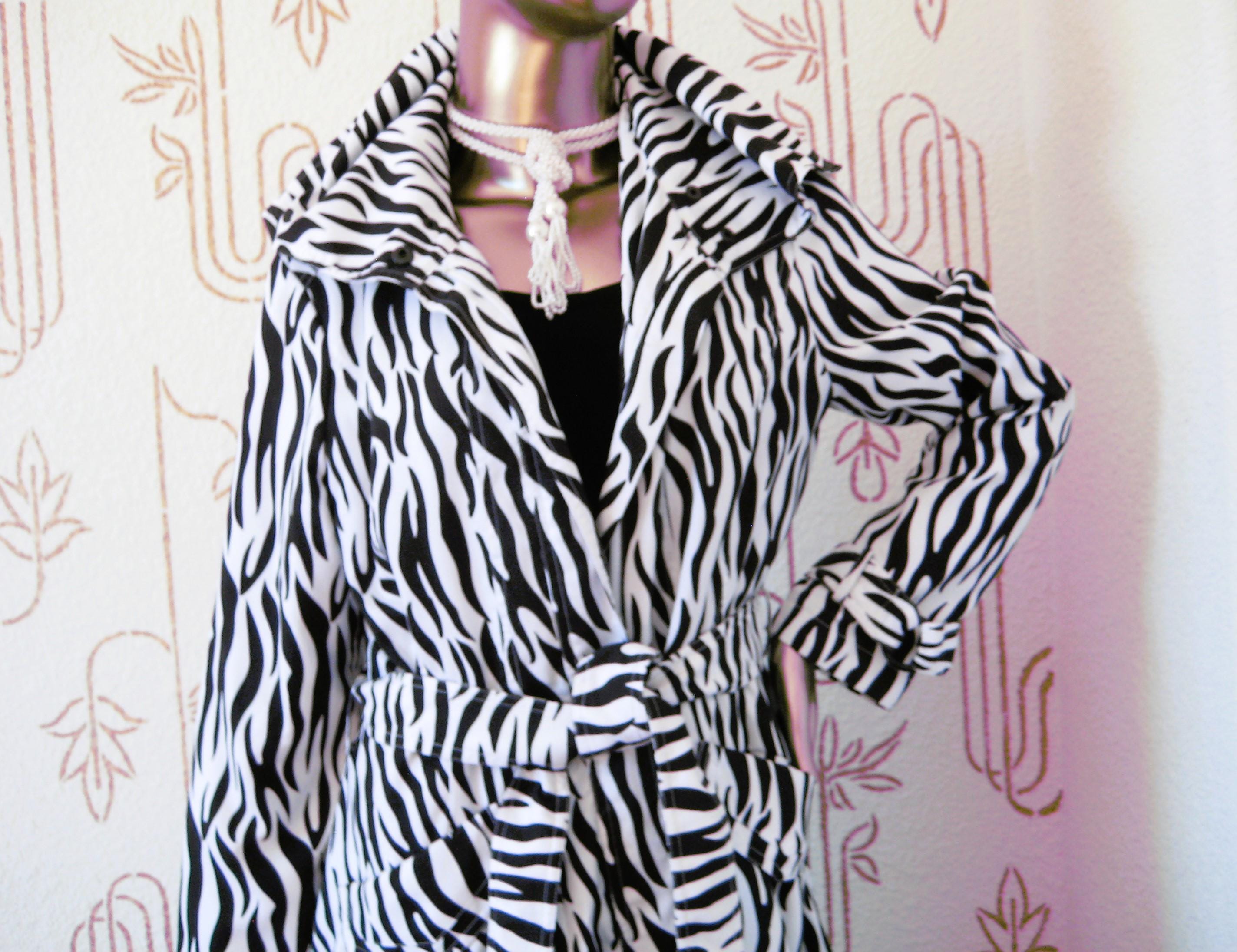ジャケット・アウター 1990s Vintage Super Long Design Coat Reserve for Rose: Vintage Zebra Print Trench Coat, 1990s D&Y