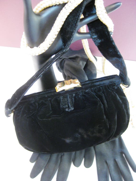 Vintage Black Velvet Evening Handbag, Small Coin … - image 9