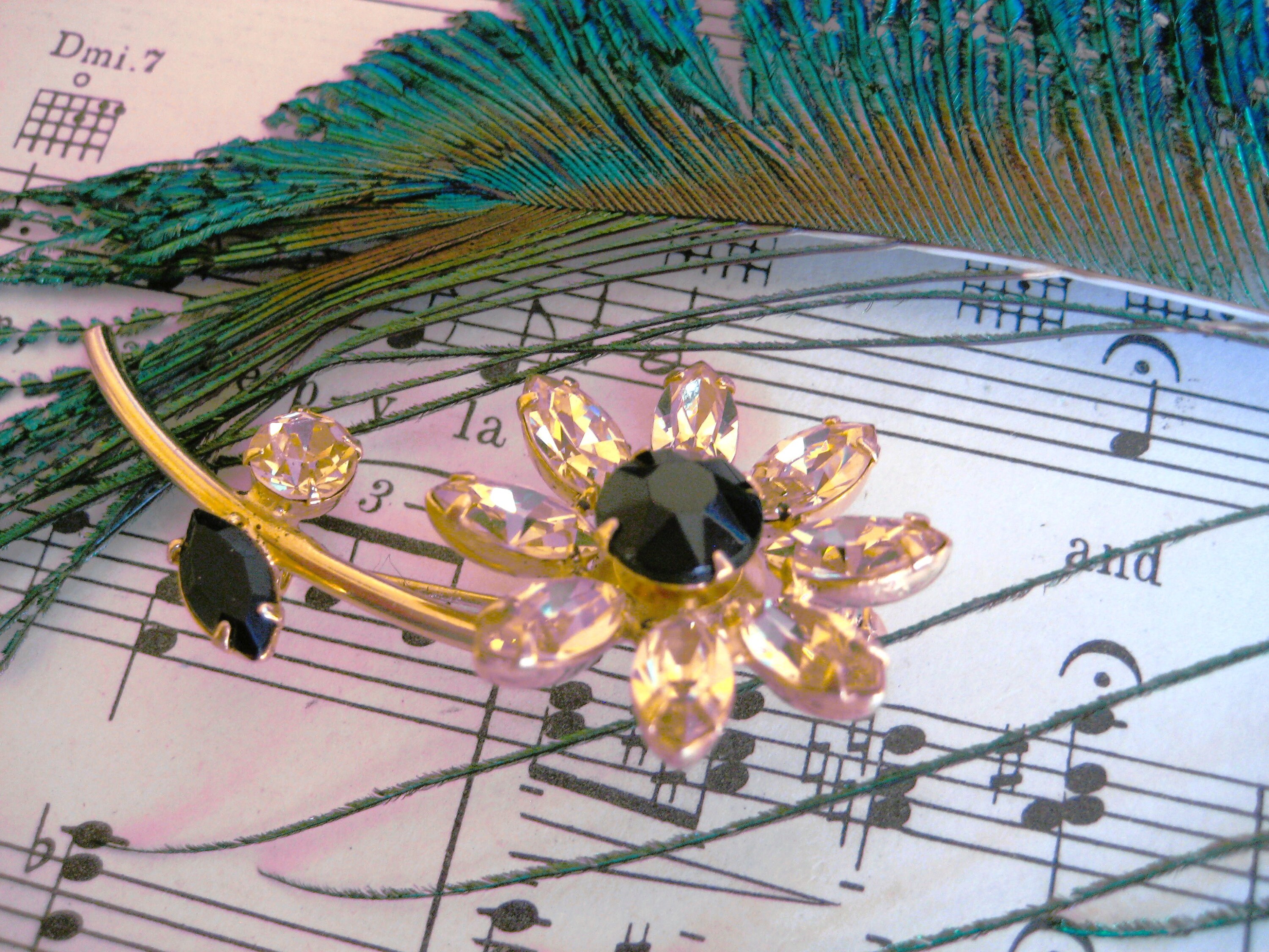 ヴィンテージ リージェンシー フラワーブローチ、シトリン ライン