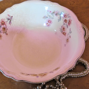 HOMER LAUGHLIN Fabriqué aux États-Unis, bol de service, 20 cm (8 po.), motif rose de Virginie, vintage, fleurs roses, garniture en argent platine, trouvaille de domaine